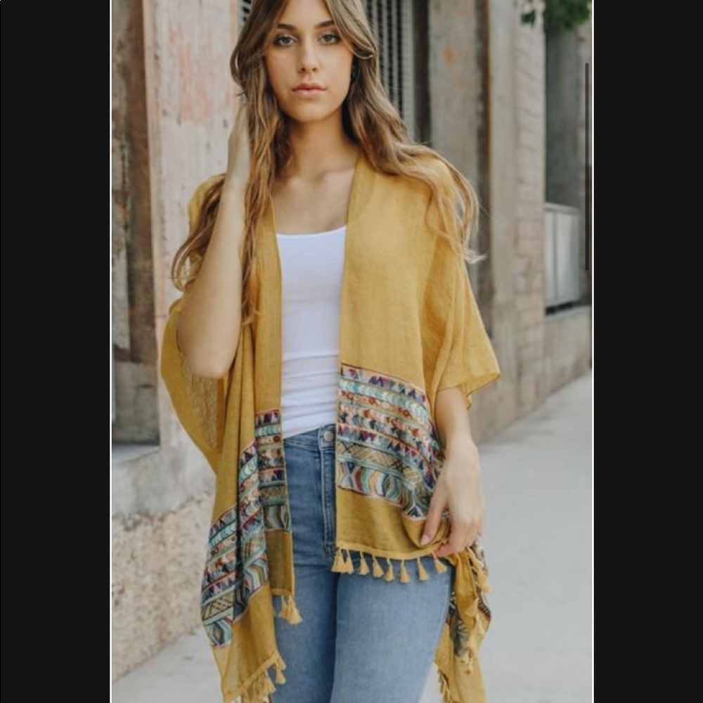 Mustard yellow kimono brand new never worn